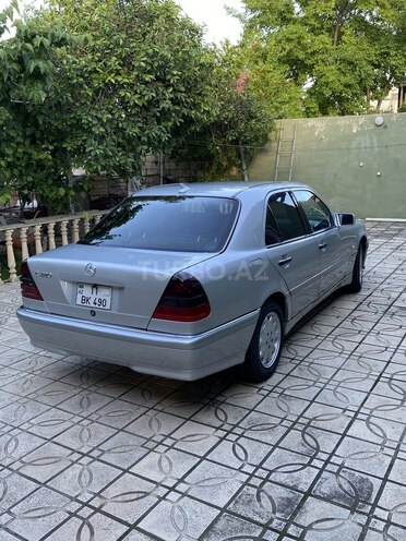 Mercedes C 240 1998, 376,000 km - 2.4 l - Beyləqan
