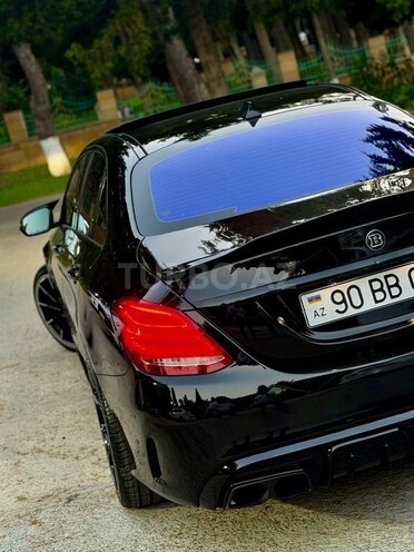 Mercedes C 300 4MATIC 2017, 195,000 km - 2.0 л - Bakı