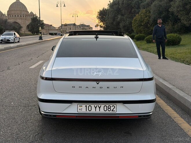Hyundai Grandeur 2023, 37,500 km - 1.6 l - Bakı