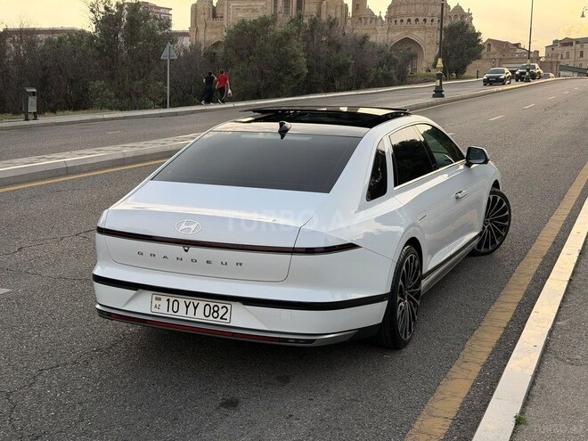 Hyundai Grandeur 2023, 37,500 km - 1.6 l - Bakı