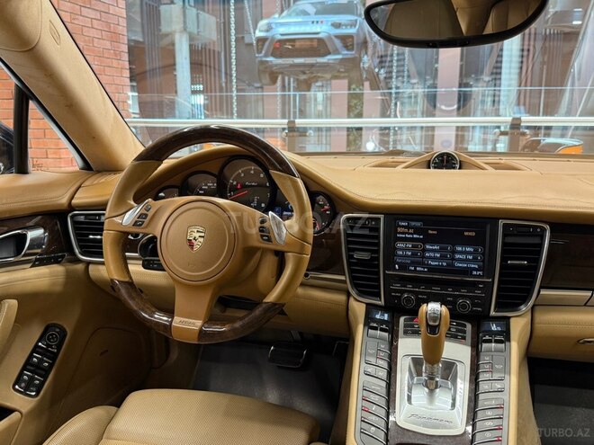Porsche Panamera Turbo 2010, 150,000 km - 4.8 л - Babək