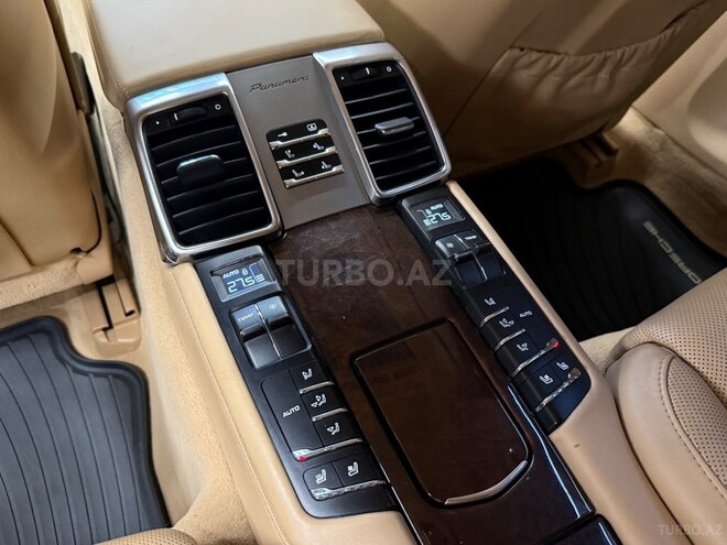 Porsche Panamera Turbo 2010, 150,000 km - 4.8 л - Babək