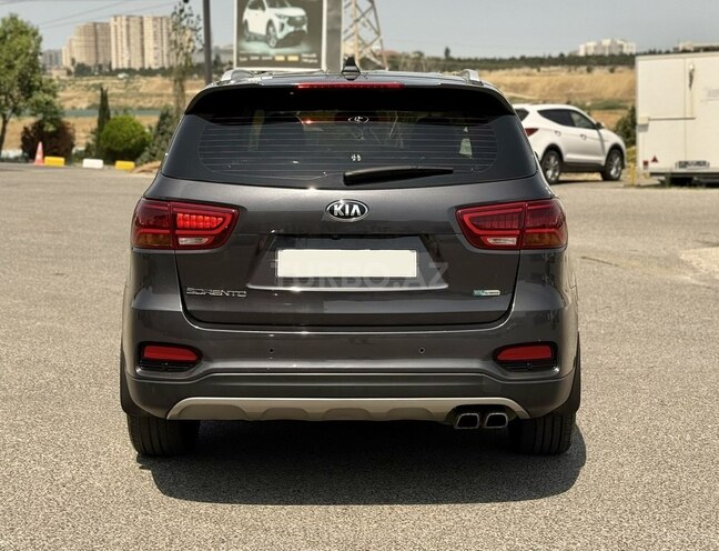 Kia Sorento 2018, 200,000 km - 2.2 л - Bakı