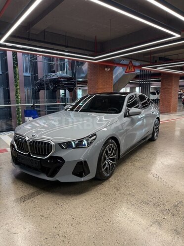 BMW 520 2024, 26,173 km - 2.0 l - Bakı