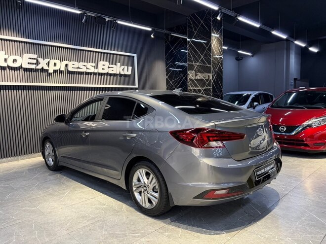 Hyundai Elantra 2019, 88,000 km - 2.0 l - Bakı