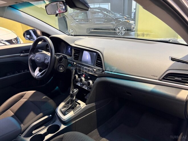 Hyundai Elantra 2019, 88,000 km - 2.0 l - Bakı
