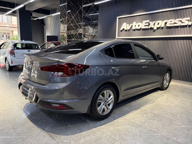 Hyundai Elantra 2019, 88,000 km - 2.0 l - Bakı