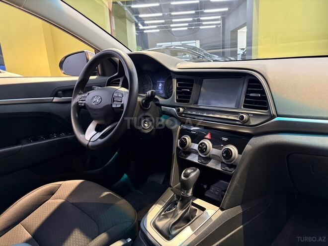 Hyundai Elantra 2019, 88,000 km - 2.0 l - Bakı