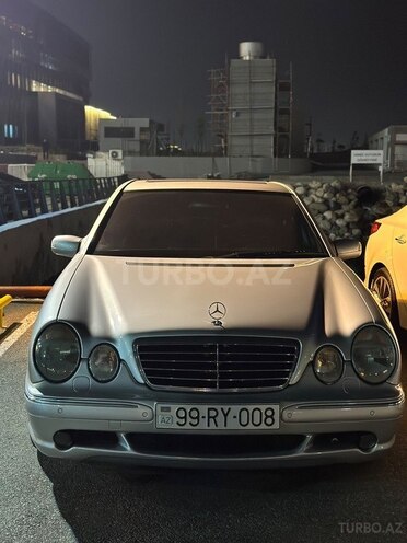 Mercedes E 320 2001, 210,000 km - 3.2 л - Bakı