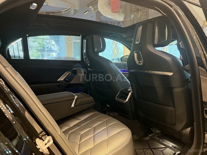 BMW 740 2022, 51,000 km - 3.0 л - Bakı