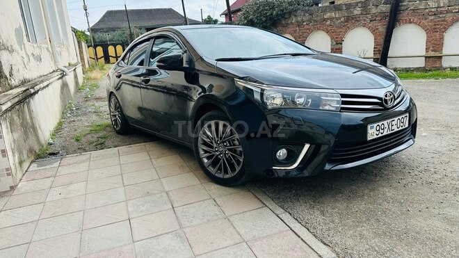 Toyota Corolla 2014, 106,347 km - 1.6 л - Astara