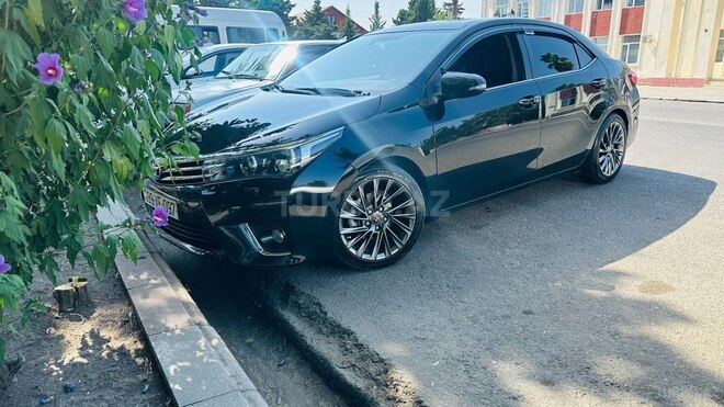 Toyota Corolla 2014, 106,347 km - 1.6 л - Astara