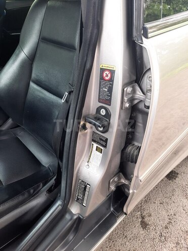 Mercedes C 230 2006, 324,000 km - 2.5 l - Quba