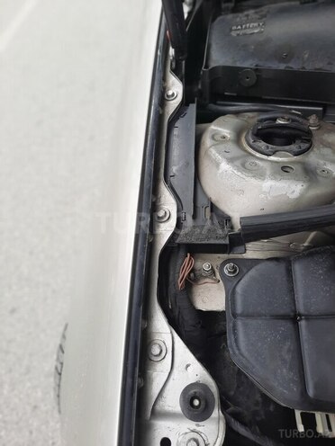 Mercedes C 230 2006, 324,000 km - 2.5 l - Quba