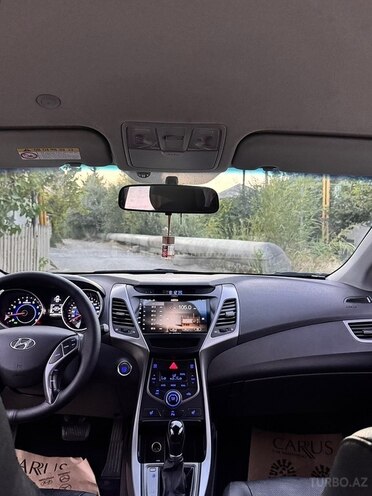 Hyundai Elantra 2015, 193,768 km - 1.6 л - Bakı
