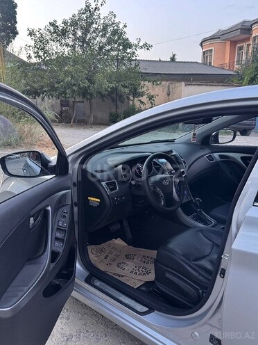 Hyundai Elantra 2015, 193,768 km - 1.6 л - Bakı