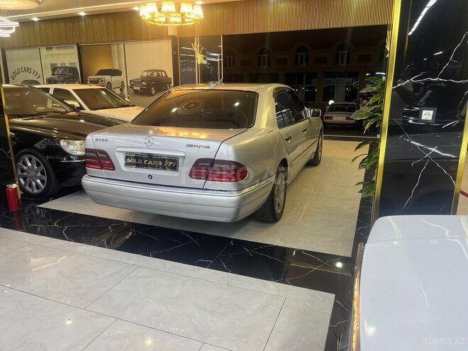 Mercedes E 240 1998, 285,473 km - 2.4 l - Sumqayıt