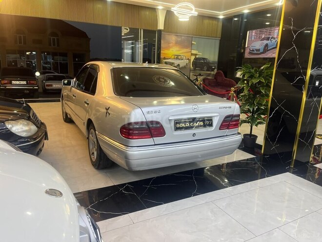 Mercedes E 240 1998, 285,473 km - 2.4 l - Sumqayıt