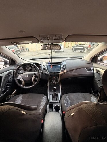 Hyundai Avante 2014, 200,000 km - 1.6 l - Bakı