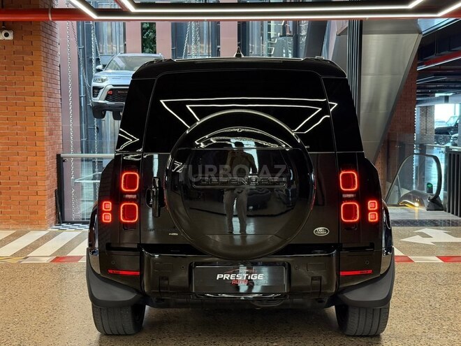 Land Rover Defender 2022, 57,000 km - 2.0 л - Bakı