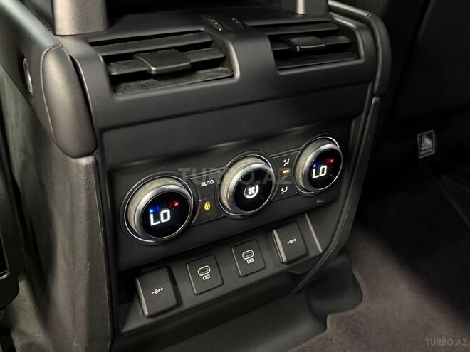 Land Rover Defender 2022, 57,000 km - 2.0 л - Bakı