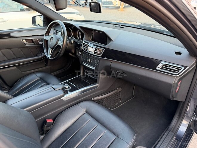 Mercedes E 250 2015, 207,000 km - 2.1 l - Bakı