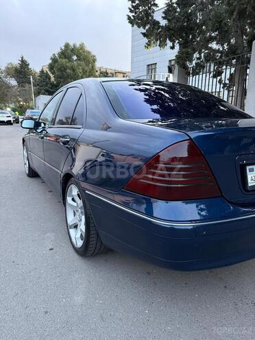 Mercedes C 220 2000, 356,875 km - 2.1 л - Bakı