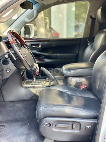 Lexus LX 570 2013, 185,000 km - 5.7 l - Bakı