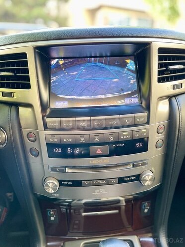 Lexus LX 570 2013, 185,000 km - 5.7 l - Bakı