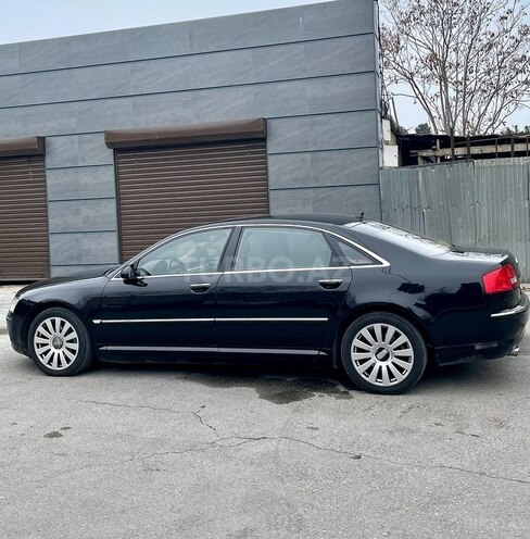 Audi A8 2005, 220,000 km - 4.2 l - Bakı