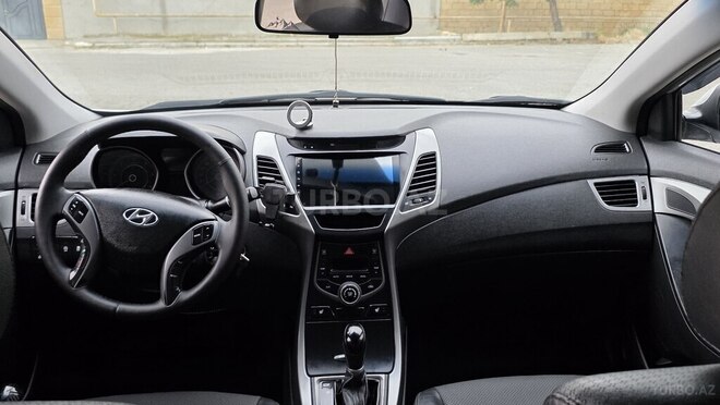 Hyundai Avante 2013, 165,000 km - 1.6 l - Şamaxı