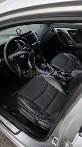 Hyundai Avante 2013, 165,000 km - 1.6 l - Şamaxı
