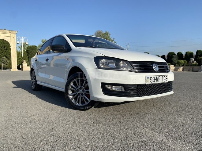 Volkswagen Polo 2017, 300,000 km - 1.6 l - Bərdə