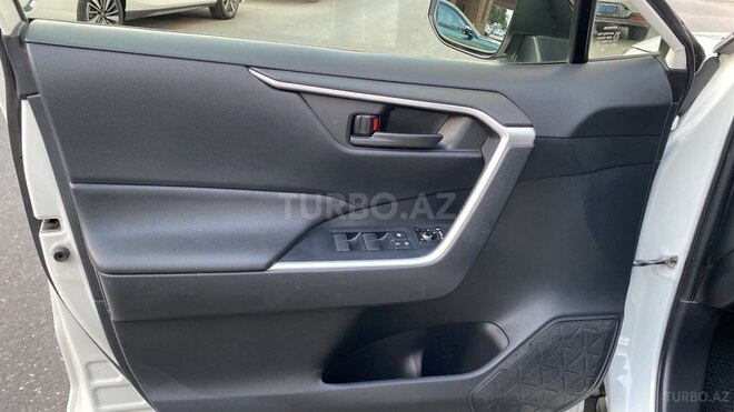 Toyota RAV4 2019, 99,000 km - 2.0 l - Bakı