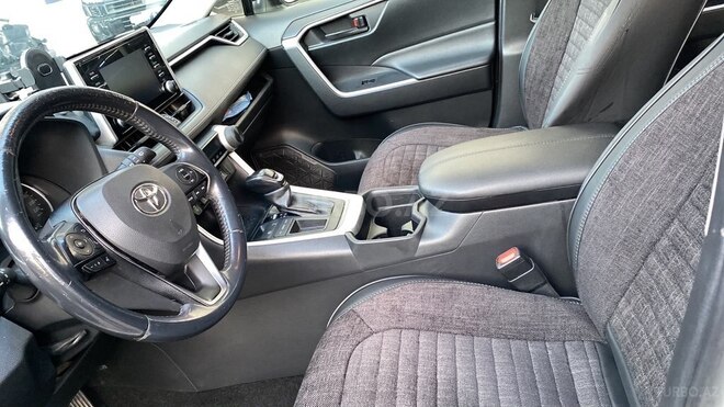 Toyota RAV4 2019, 99,000 km - 2.0 l - Bakı