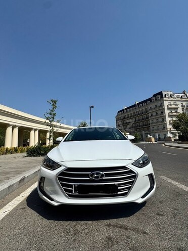 Hyundai Elantra 2017, 107,826 km - 2.0 l - Bakı