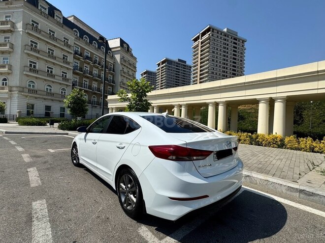 Hyundai Elantra 2017, 107,826 km - 2.0 l - Bakı