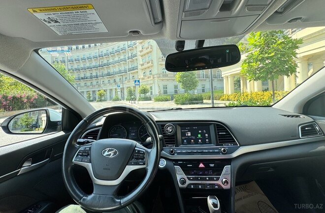 Hyundai Elantra 2017, 107,826 km - 2.0 l - Bakı