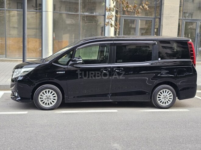 Toyota Noah 2016, 180,000 km - 1.8 l - Bakı