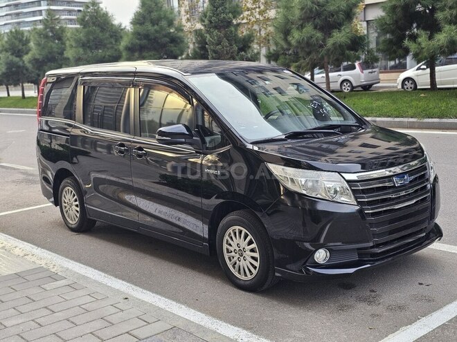 Toyota Noah 2016, 180,000 km - 1.8 l - Bakı