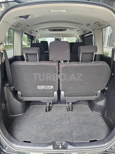 Toyota Noah 2016, 180,000 km - 1.8 l - Bakı