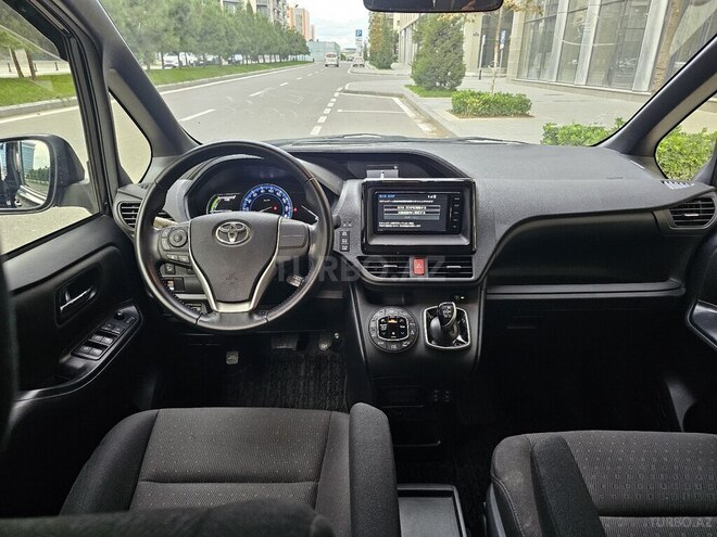 Toyota Noah 2016, 180,000 km - 1.8 l - Bakı