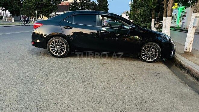 Toyota Corolla 2014, 106,347 km - 1.6 л - Astara