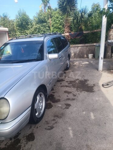 Mercedes E 220 1998, 515,000 km - 2.2 l - Bakı