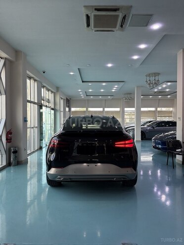 Genesis  2024, 10,000 km - 0.0 l - Bakı