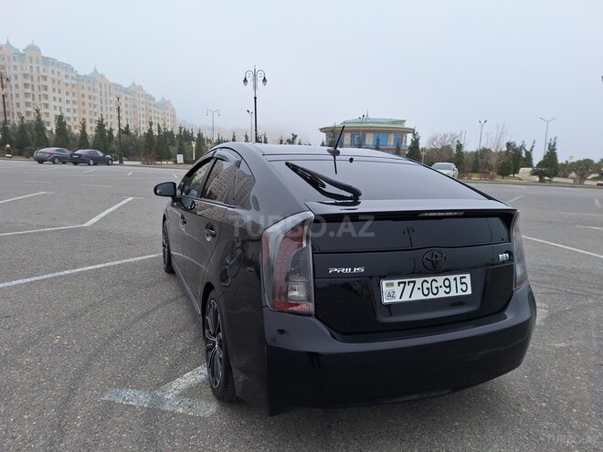 Toyota Prius 2013, 237,000 km - 1.8 l - Sumqayıt