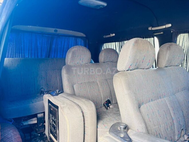 Hyundai H-1 2000, 380,000 km - 2.5 l - Bakı