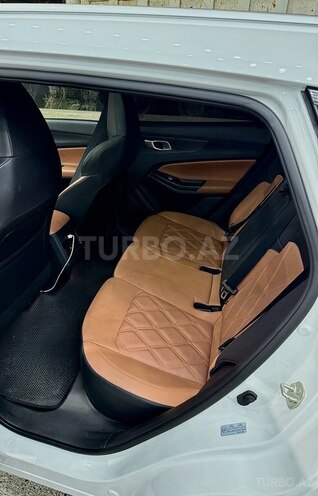 Changan  2025, 42,000 km - 1.5 л - Bakı
