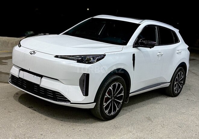 Changan  2025, 42,000 km - 1.5 л - Bakı