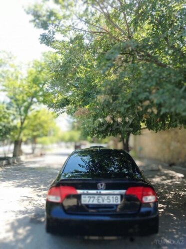Honda Civic 2008, 675,092 km - 1.3 l - Yevlax